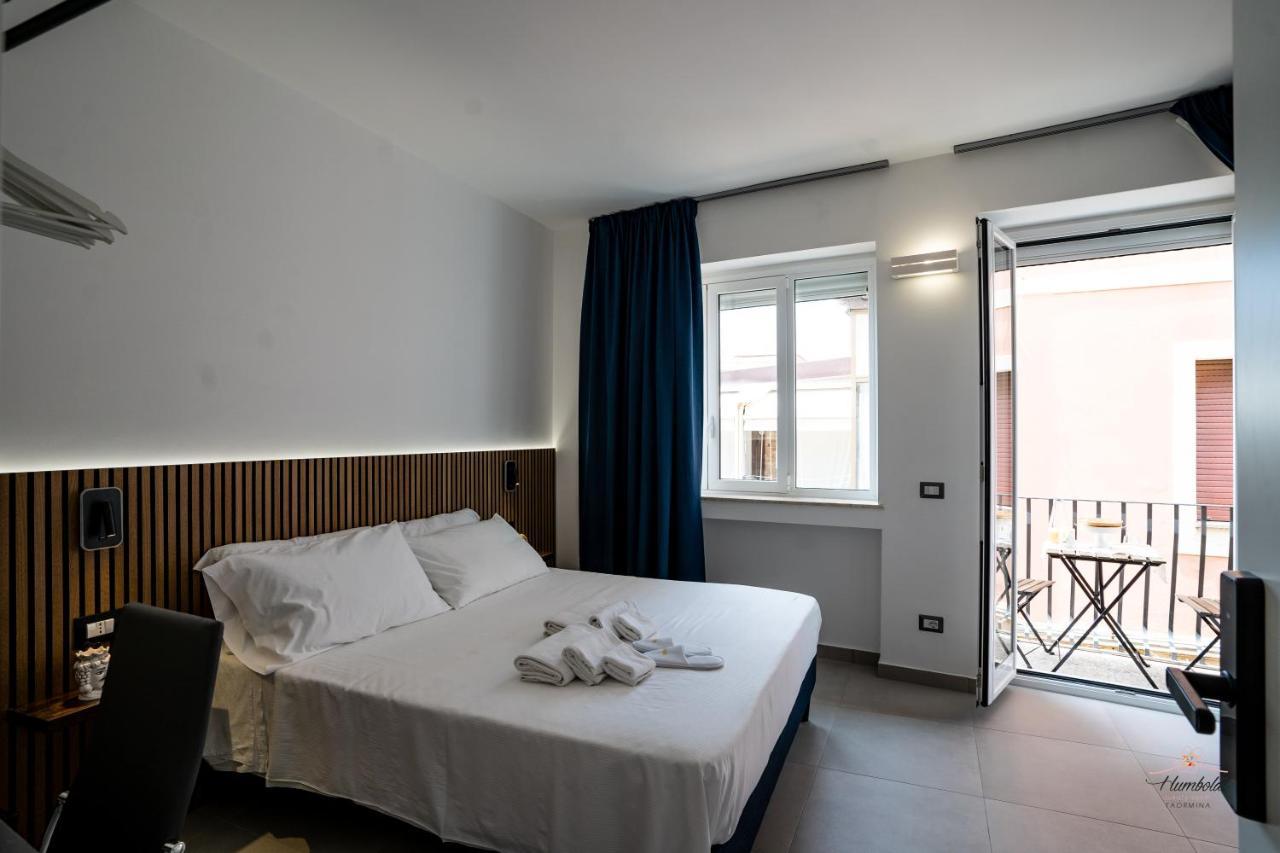 Humboldt Luxury Rooms Taormina Exterior foto
