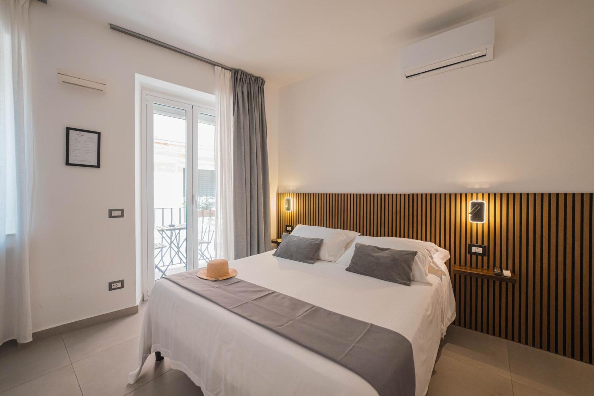 Humboldt Luxury Rooms Taormina Exterior foto